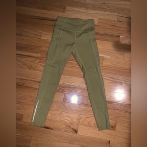 Lululemon Invigorate